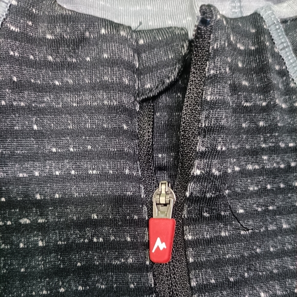 Marmot logo sleeve tshirt unisex size S - Picture 4 of 9